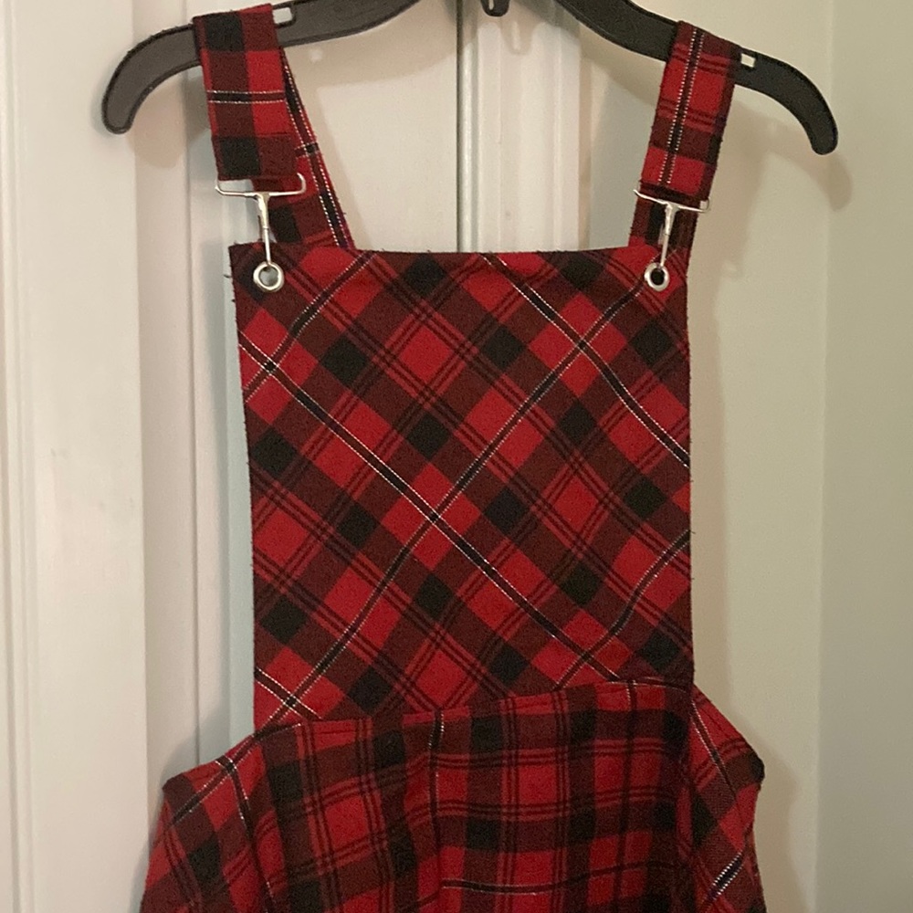 I’m sailing a dress/jumper. It has been worn. It was washed with tied/Oxi
